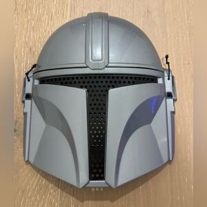Kid’s Star Wars Mandalorian Mask